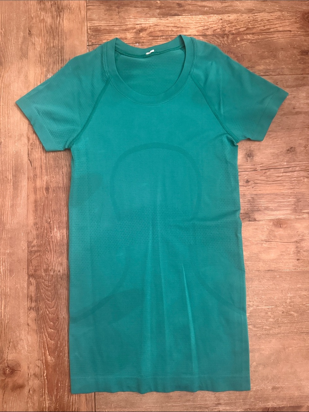 Lululemon Women’s Green Short-Sleeve Performance Top